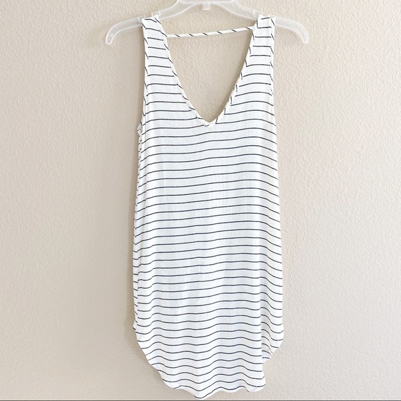 BP Surplice Stripe Flowy Tank Top - Picture 5 of 7
